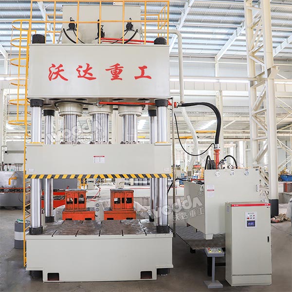 1500噸復(fù)合材料成型液壓機