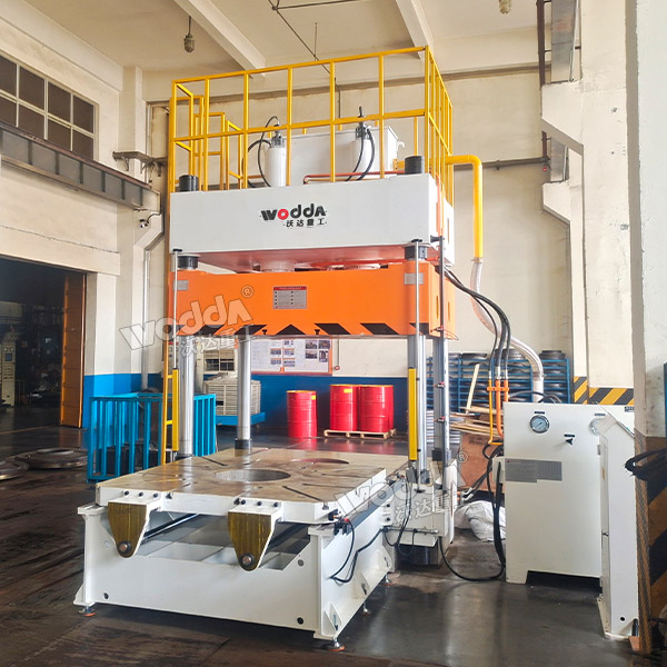 120噸四柱液壓機