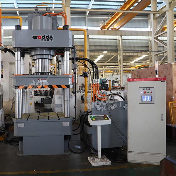 315噸四柱液壓機