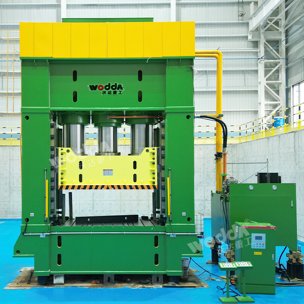 框架式液壓機(jī) 框架式液壓機(jī)