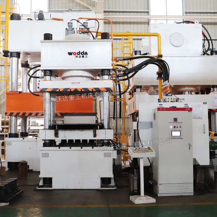 500噸陶瓷粉末成型液壓機(jī) 500噸陶瓷粉末成型液壓機(jī)